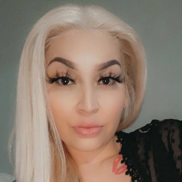 Meet your Posher, Lacey - Picture 1 of 1